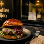 burger dijon foodies : burger gourmet sur table à Dijon